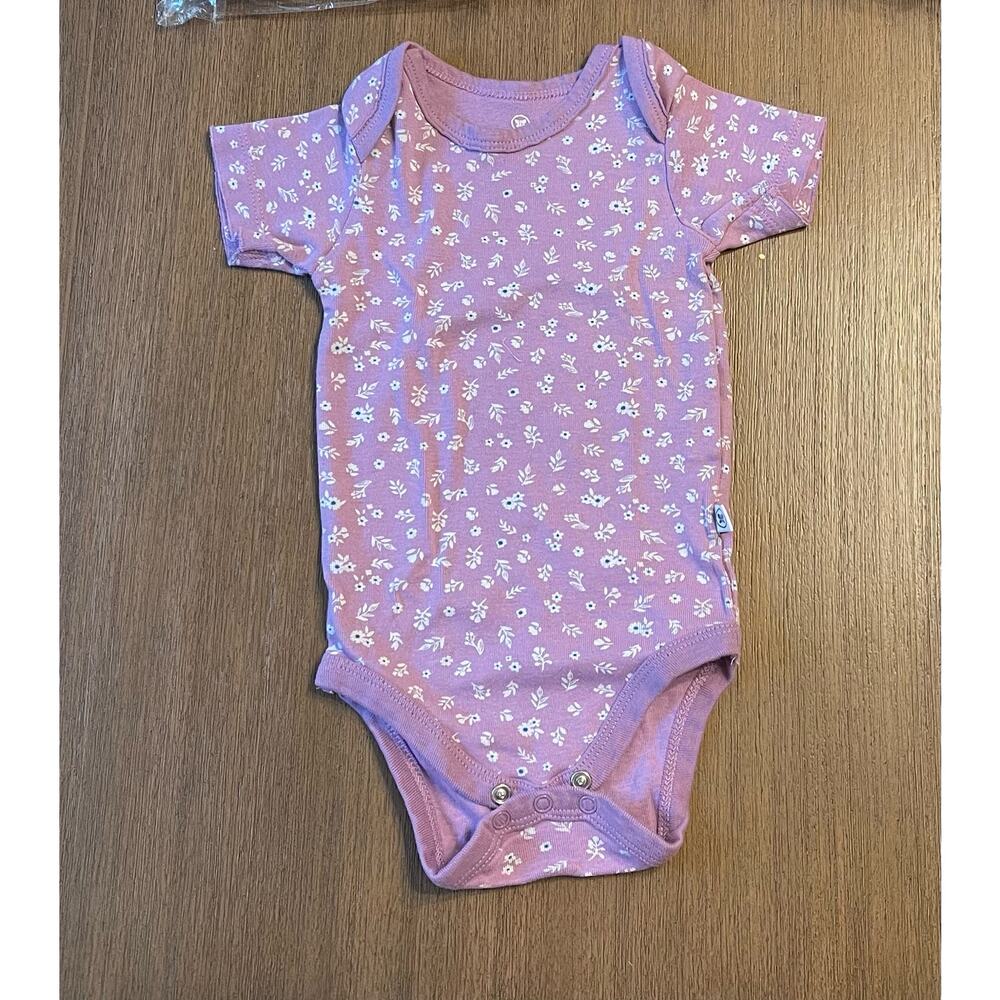 3 Mixed Brand Onsies, 3/6 Month - Picture 3 of 4